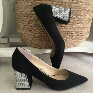 💗 BETSEY JOHNSON jeweled heels 6.5 black pumps mirror block heel